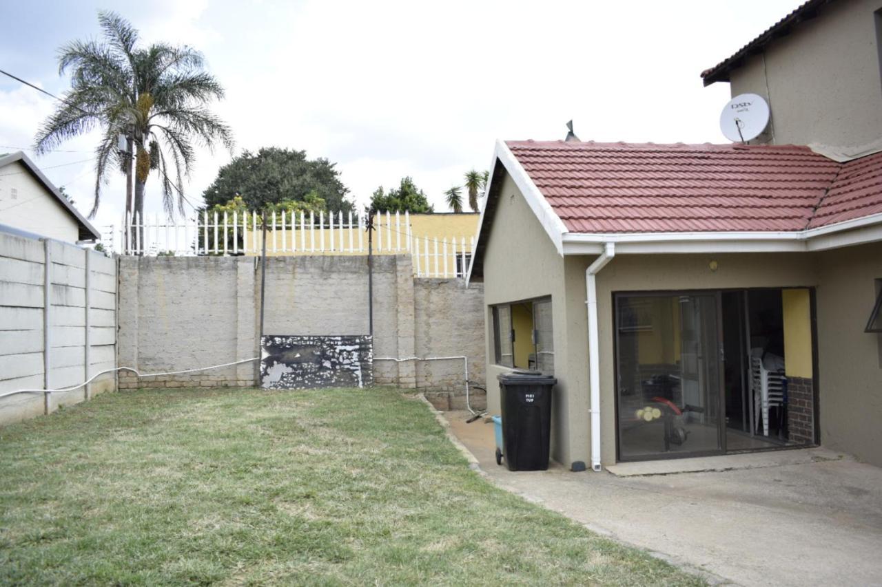 Lalela House Quarto em Acomodações Particulares