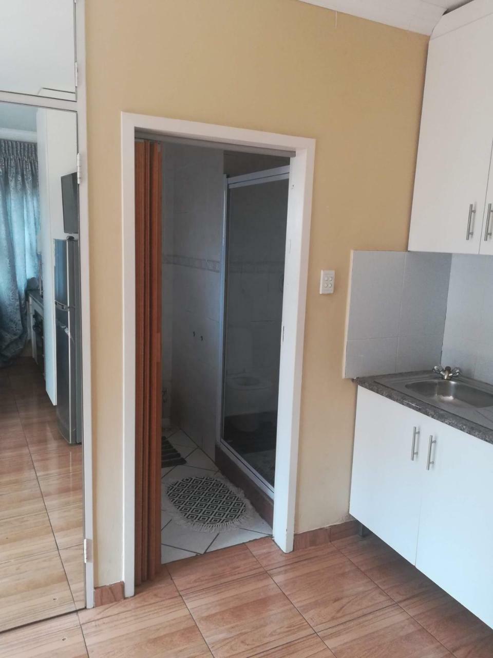 Homestay Lalela House Johannesburg