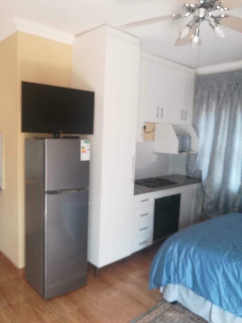 Lalela House Homestay