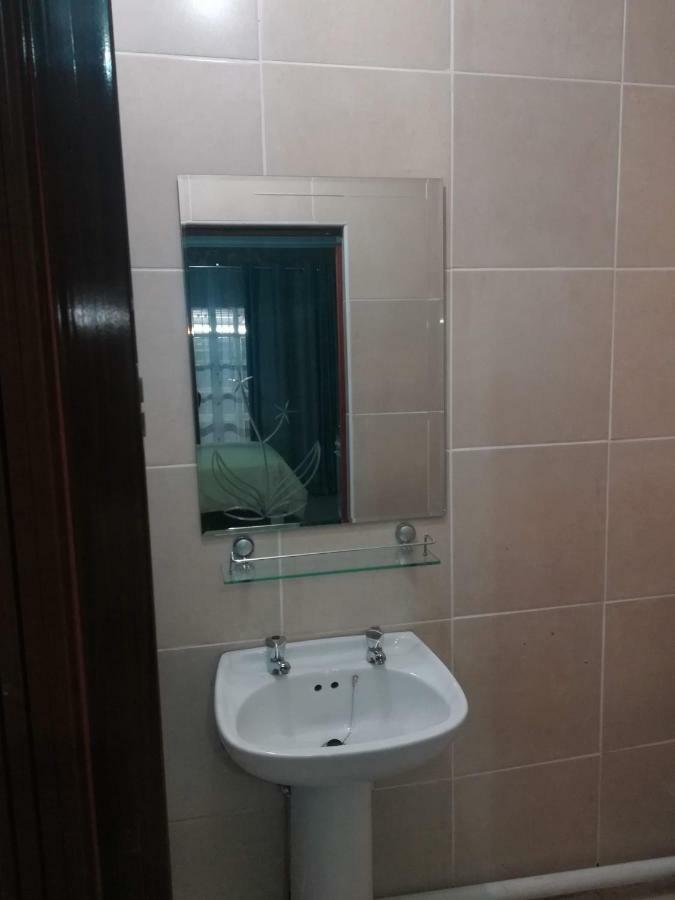 Homestay Lalela House